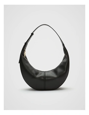Relaxed Shoulder Bag in Black