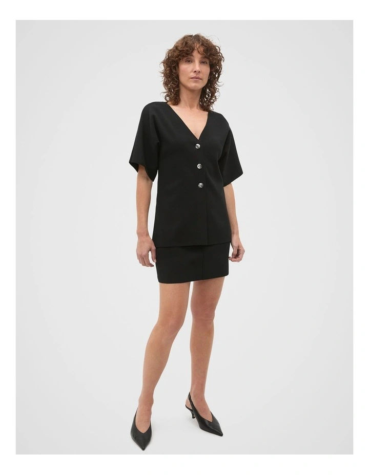Crepe Knit Batwing Cardigan in Black image 3