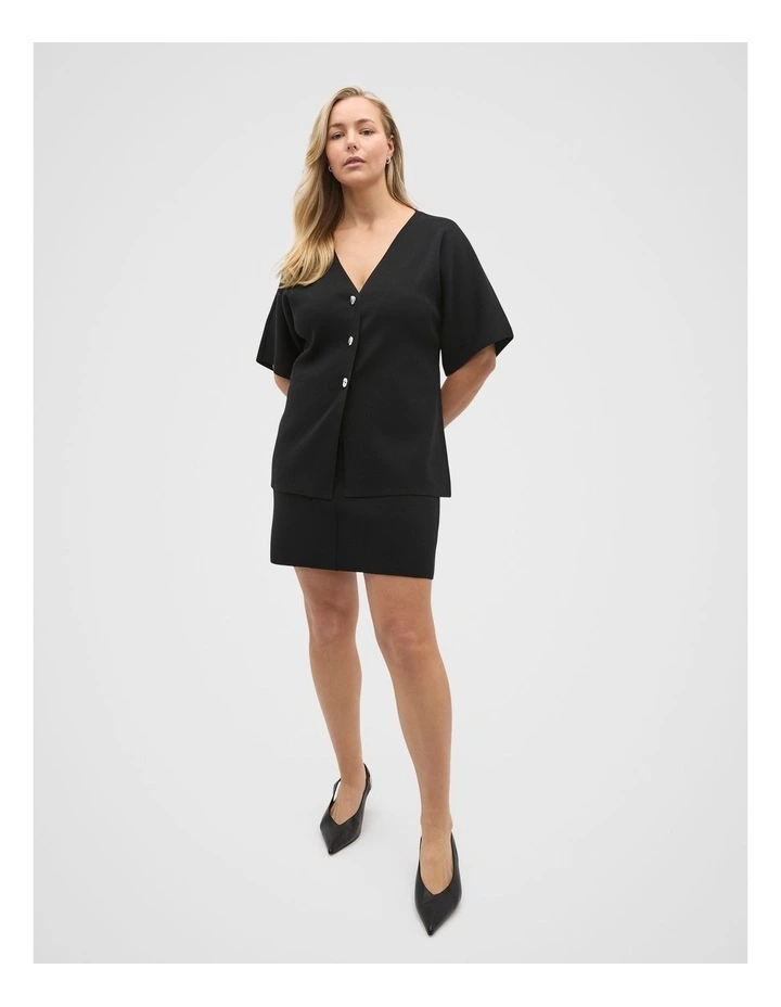 Crepe Knit Batwing Cardigan in Black image 7