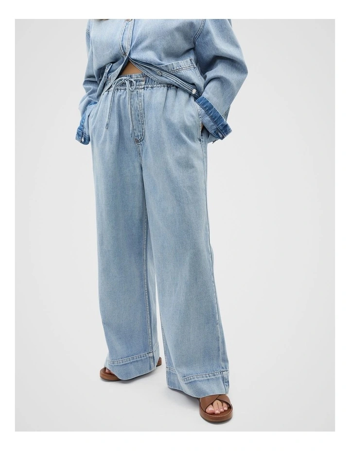 Elasticated Wide Leg Jean in Blue image 5