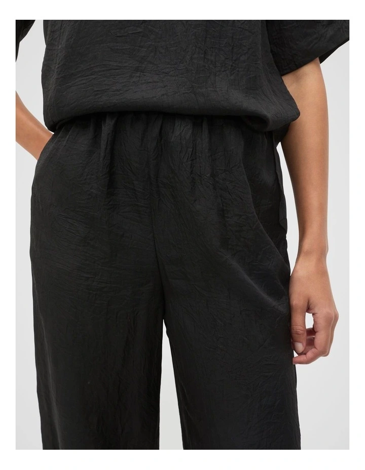 Textured Satin Gathered Pant in Black image 4