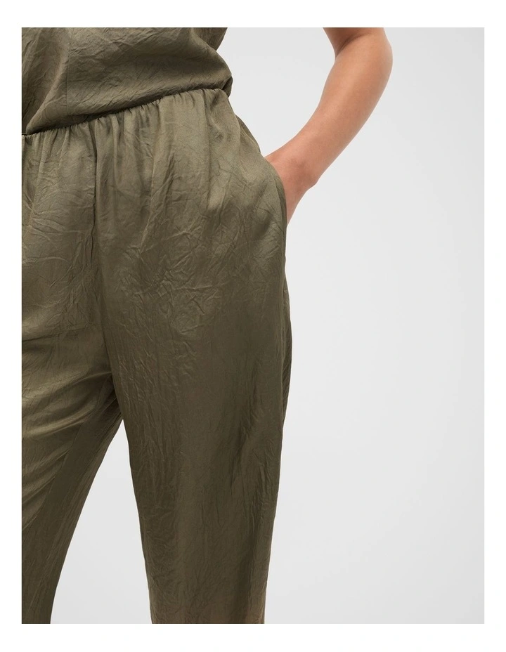 Textured Satin Gathered Pant in Olive Leaf image 4
