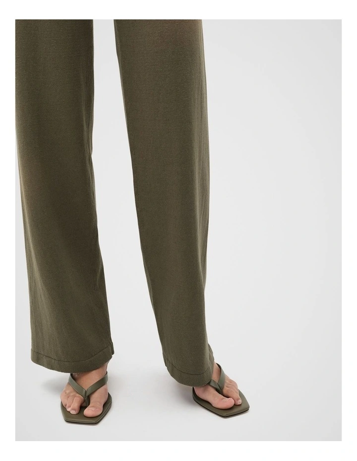 Summer Knit Pant in Olive Leaf image 4