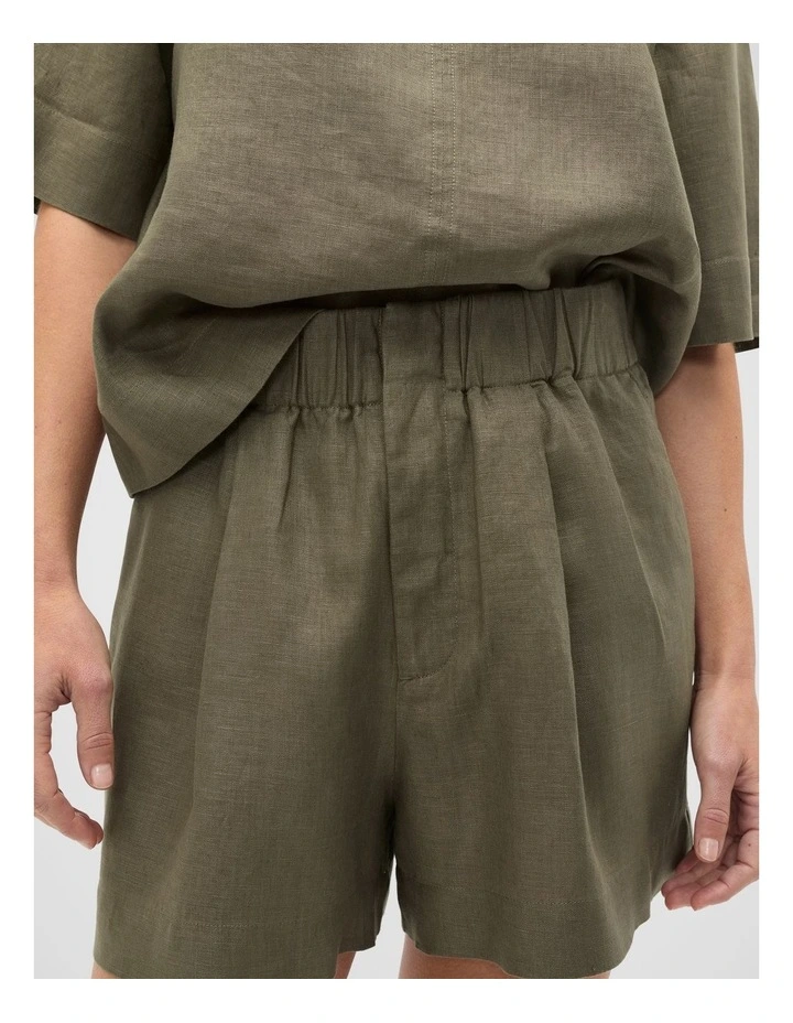 Core Linen Gathered Palazzo Short in Olive Leaf image 4