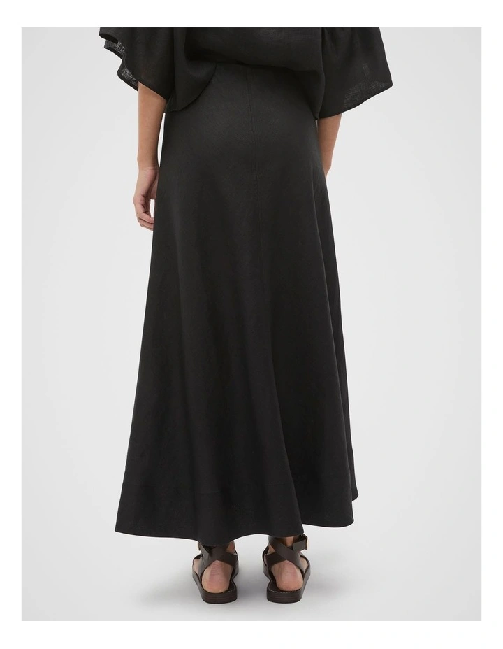 Core Linen Seam Front Skirt in Black image 2