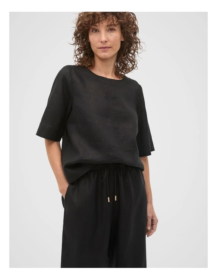 Core Linen Tee in Black image 1