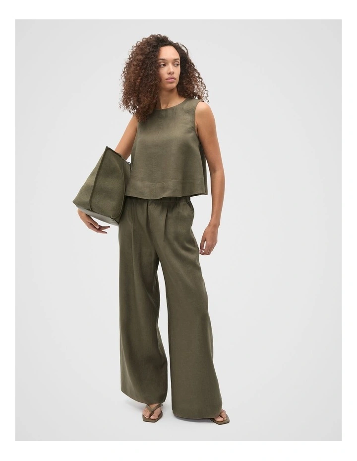 Core Linen Shell Top in Olive Leaf image 3