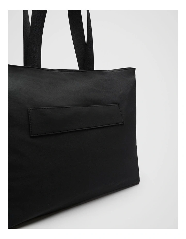 Seed Daily Tote in Black image 3