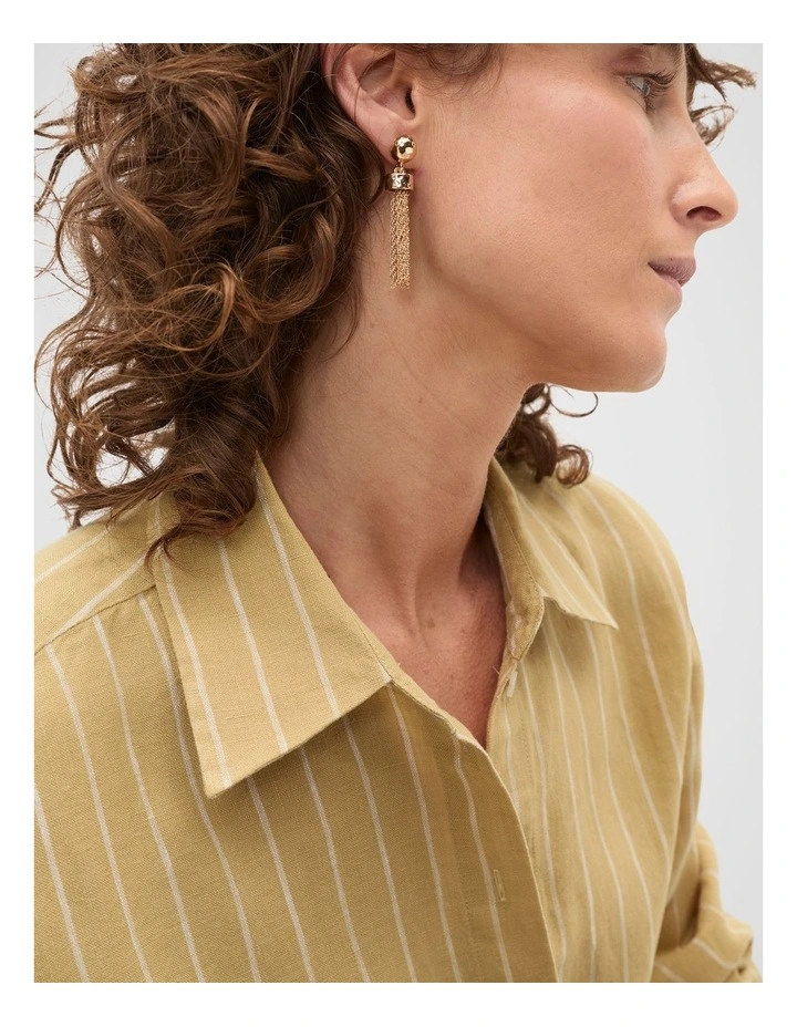Textured Tassel Earring in Gold image 2