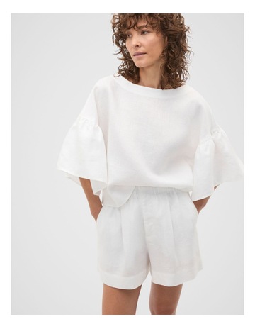 Whisper White colour