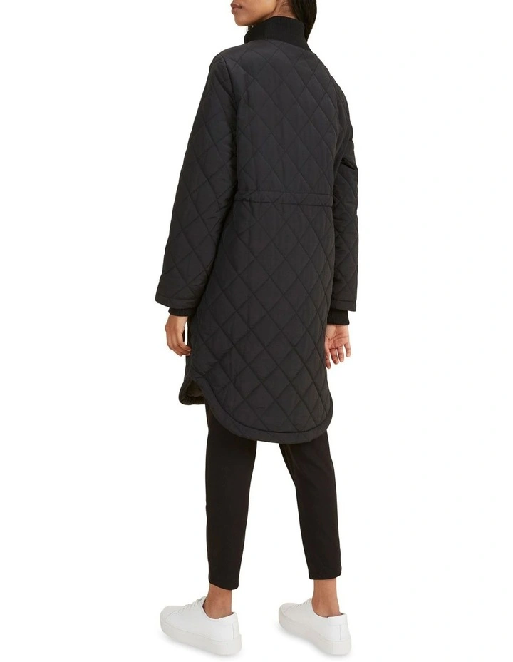 Relaxed Diamond Puffer Jacket image 2