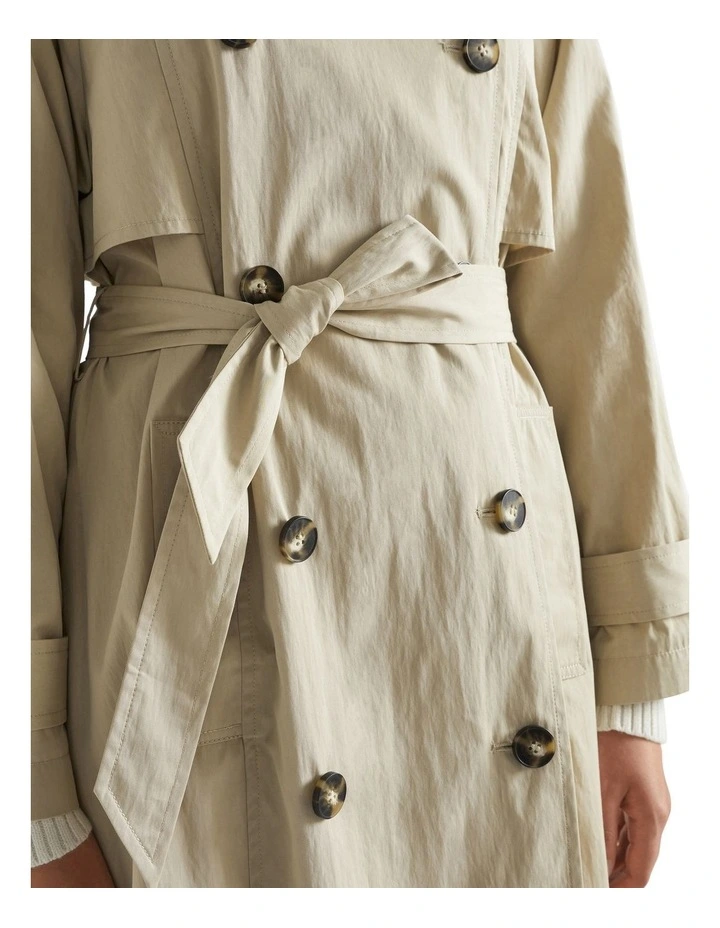 Trench Coat in Beige image 2