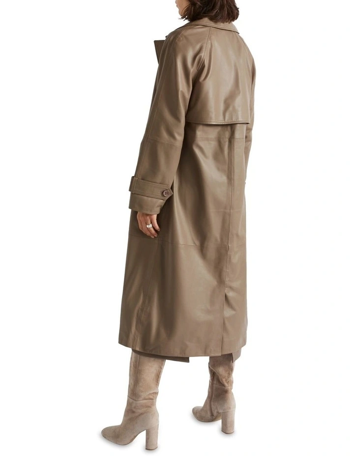 Leather Trench Coat in Brown