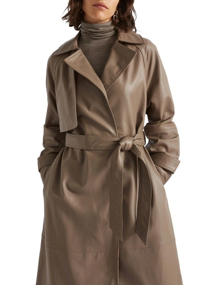Leather Trench Coat in Brown