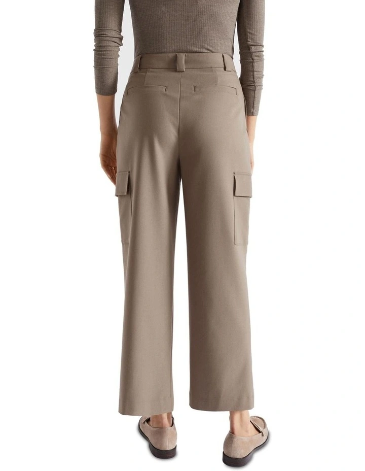 Cargo Trouser in Brown image 4
