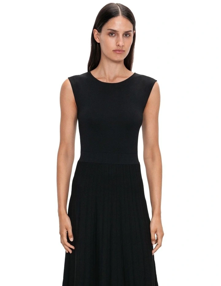 Cap Sleeve Pleated Knit Dress in Black image 3