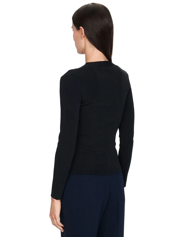 Long Sleeve V-Neck Knit Top in Black image 2