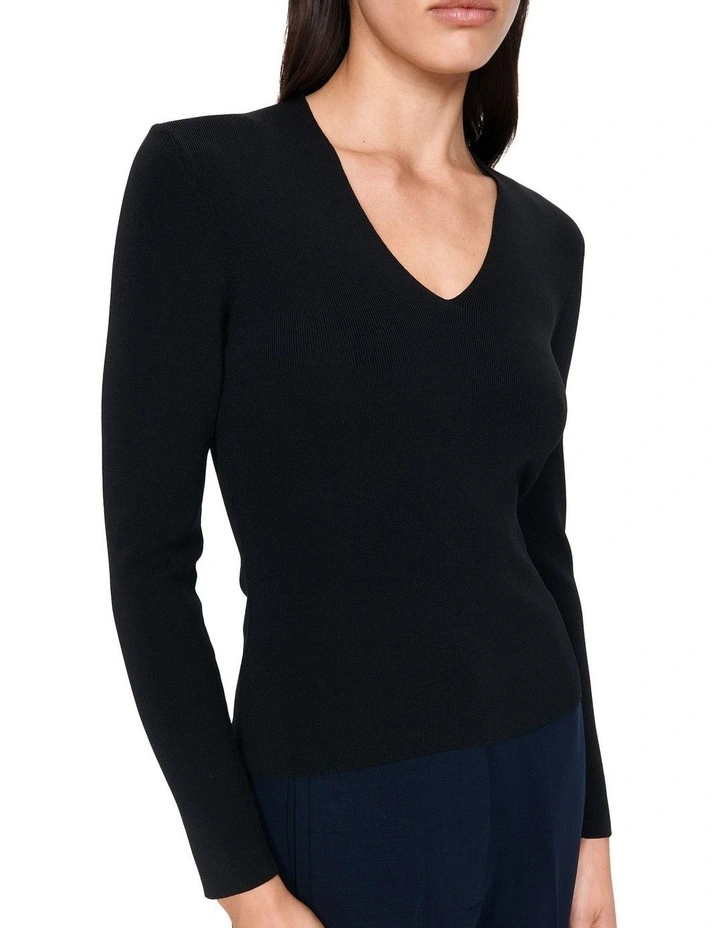 Long Sleeve V-Neck Knit Top in Black image 3