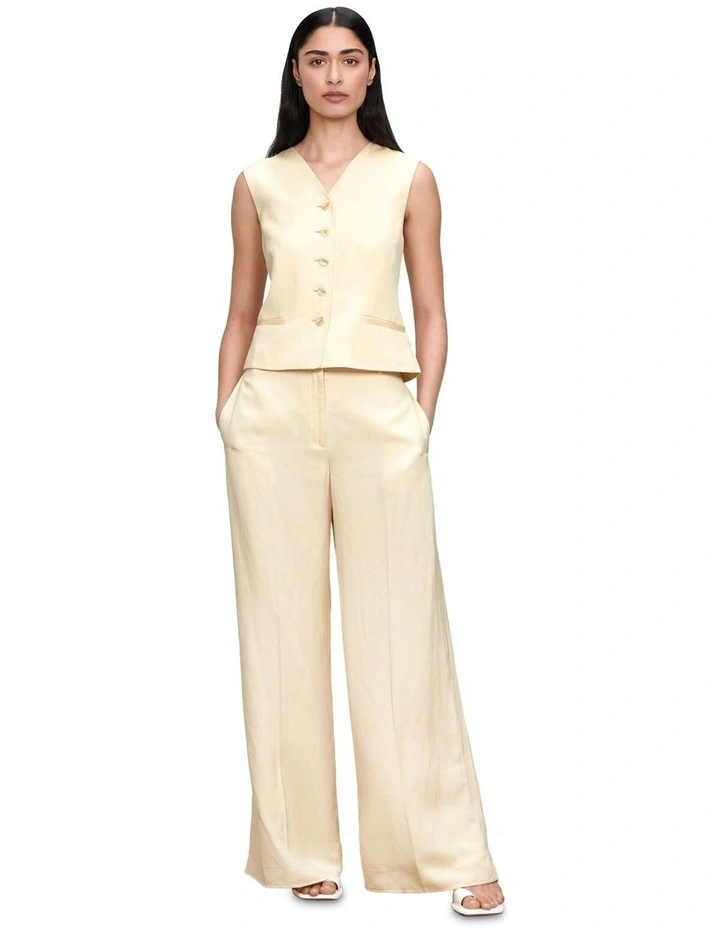 Viscose Linen Twill Vest in Cream image 1