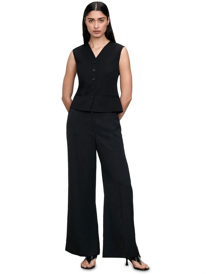 Viscose Linen Twill Vest in Black image 1