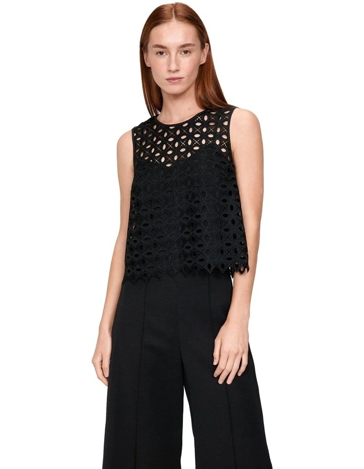 Geometric Scalloped Top in Black image 2