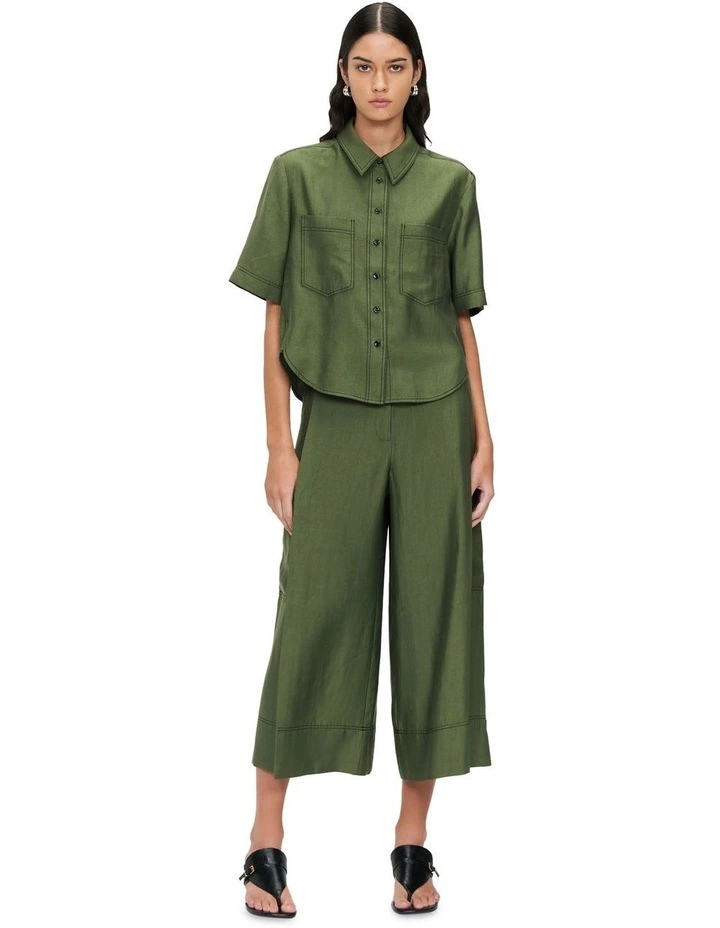 Washer Tencel Pocket Cropped Pant in Fern image 1