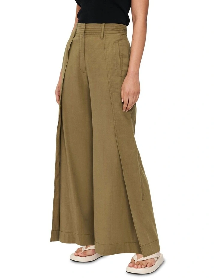 Washed Tencel Viscose Wrap Pant in Olive image 3