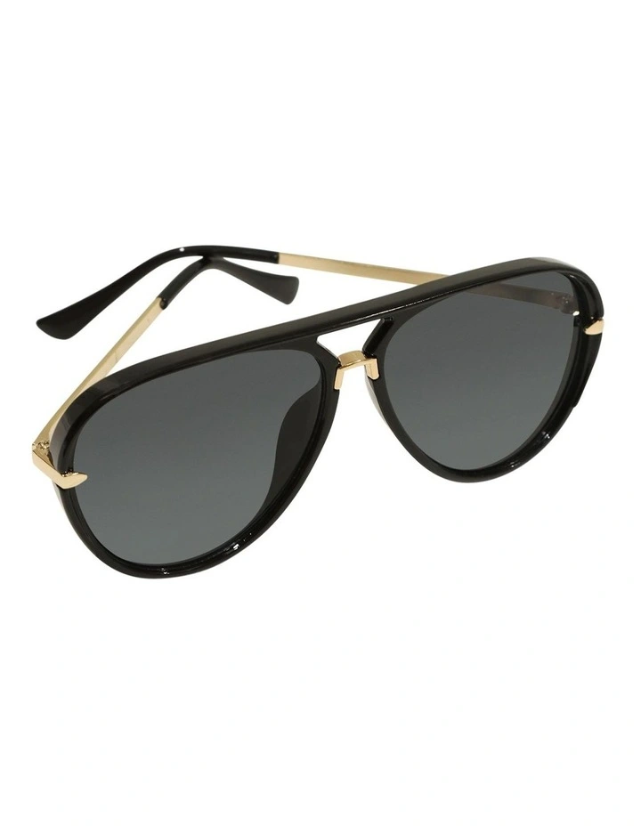Royal Aviator Sunglasses in Black image 4