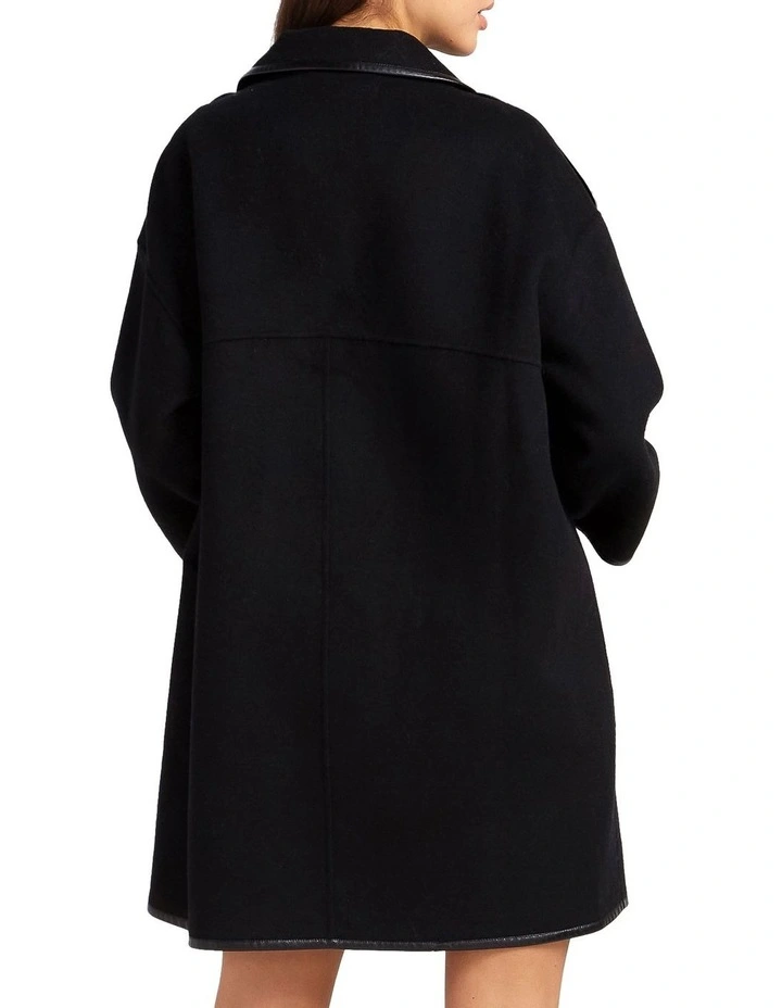Incomplete Kiss Trimmed Coat in Black image 3