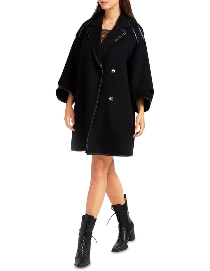 Incomplete Kiss Trimmed Coat in Black image 4