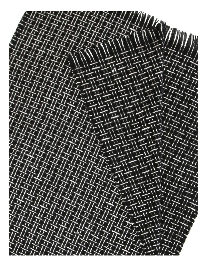 Downtown Textured Scarf in Black/White image 2