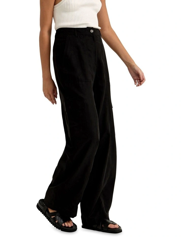 Pepper Tencel Linen Cargo Pants in Black image 2