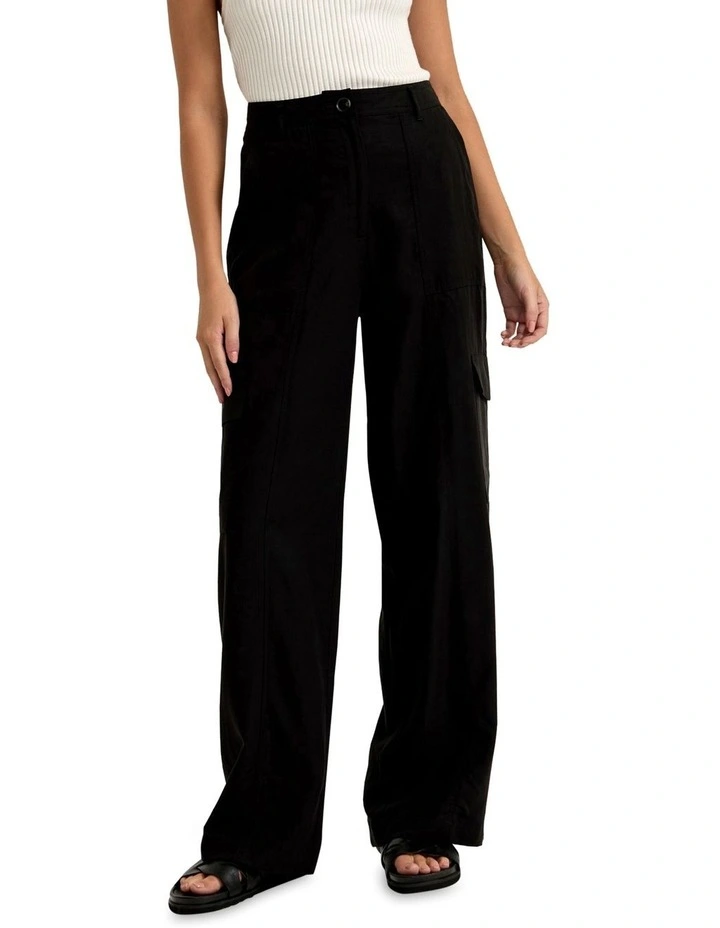 Pepper Tencel Linen Cargo Pants in Black image 5
