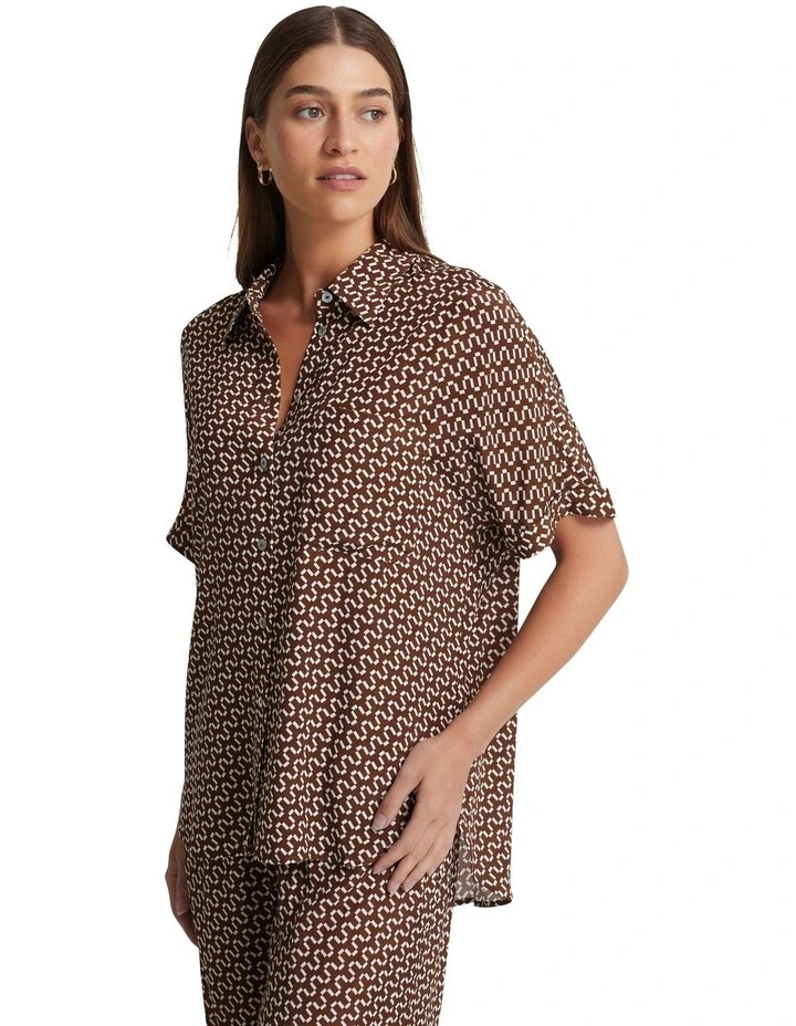 Jasmine Zigzag Short Sleeve Shirt in Chocolate/Ivory image 2