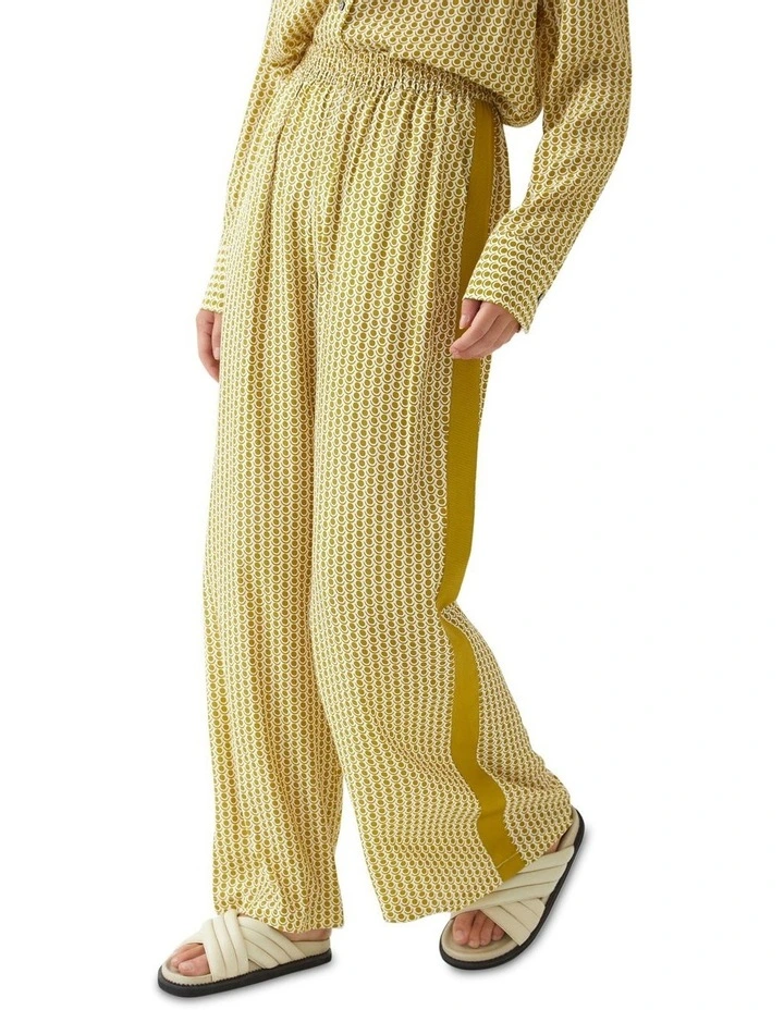 Chantel Pants With Side Leg Tape in Olive image 2