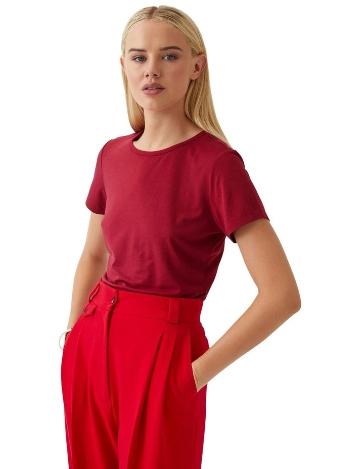 Imogen Crew Neck Jersey T-shirt in Red image 2