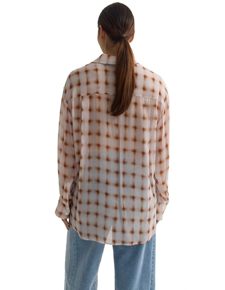 Mia Printed Shirt in Mocha image 2