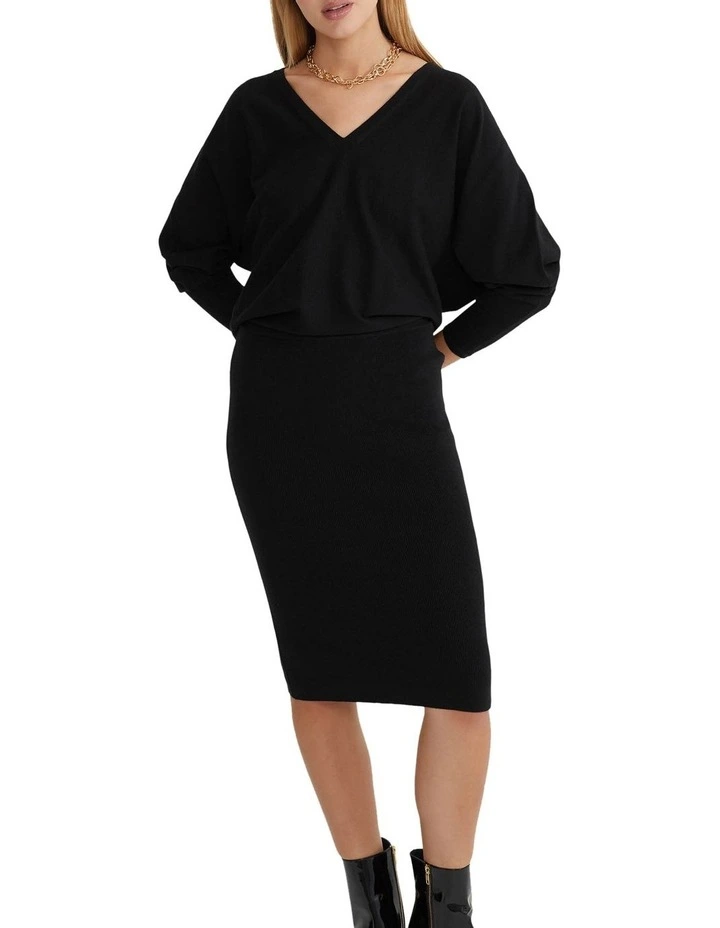 Francesca V-Neck Rib Knitted Dress in Black image 4