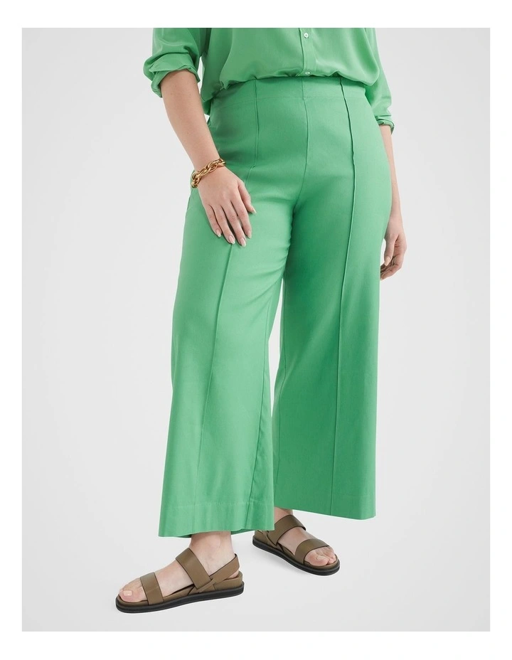 The Stretch Linen Clean Trouser In Palm Green image 1