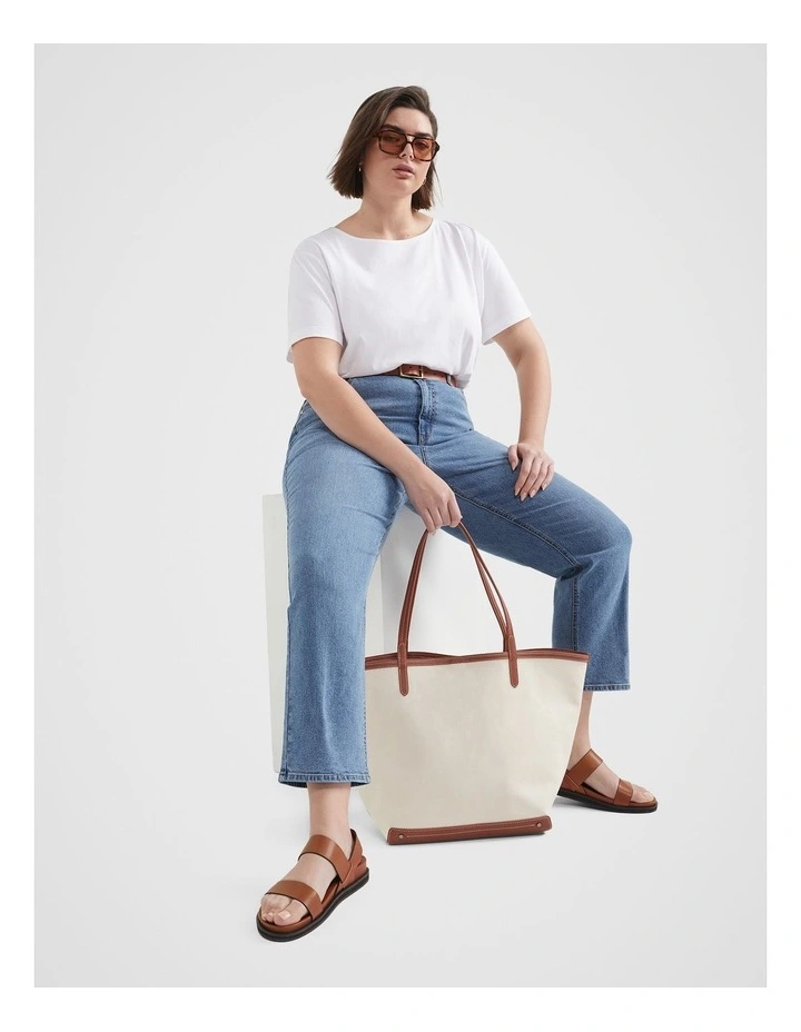 The Capri Tote In Natural image 5