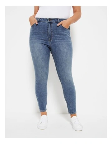 The Tech Stretch Jeans in Dark Vintage