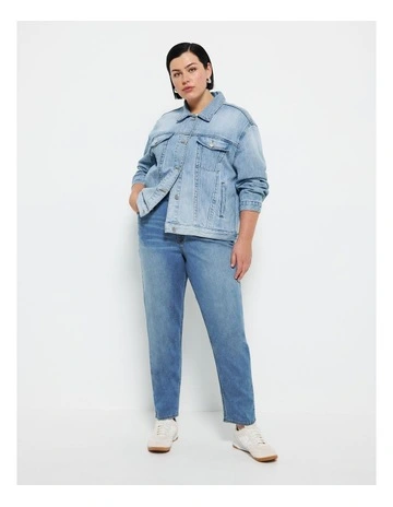 The Soft Stretch Casual Pant in Mid Wash Vintage