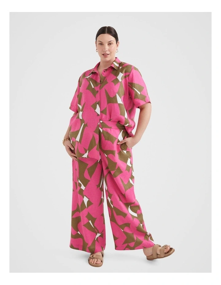 The Print Linen Shirt in Graphic Print image 2