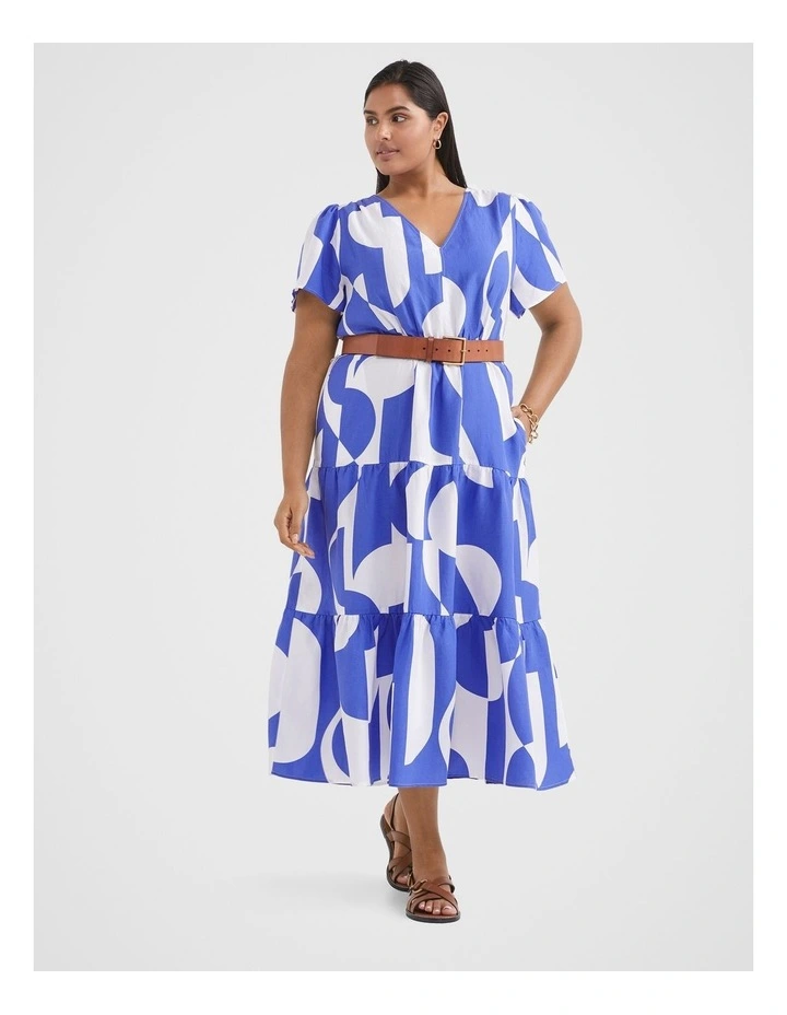 Maxi Dress in Graphic Print image 4