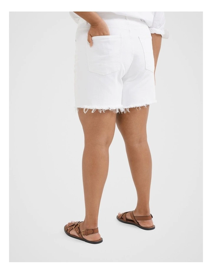 The Vintage Denim Short in White image 4