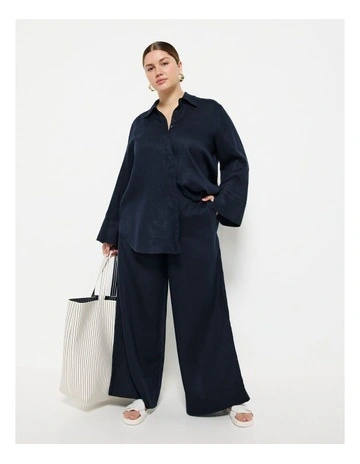 Flat Front Linen Pant in Navy