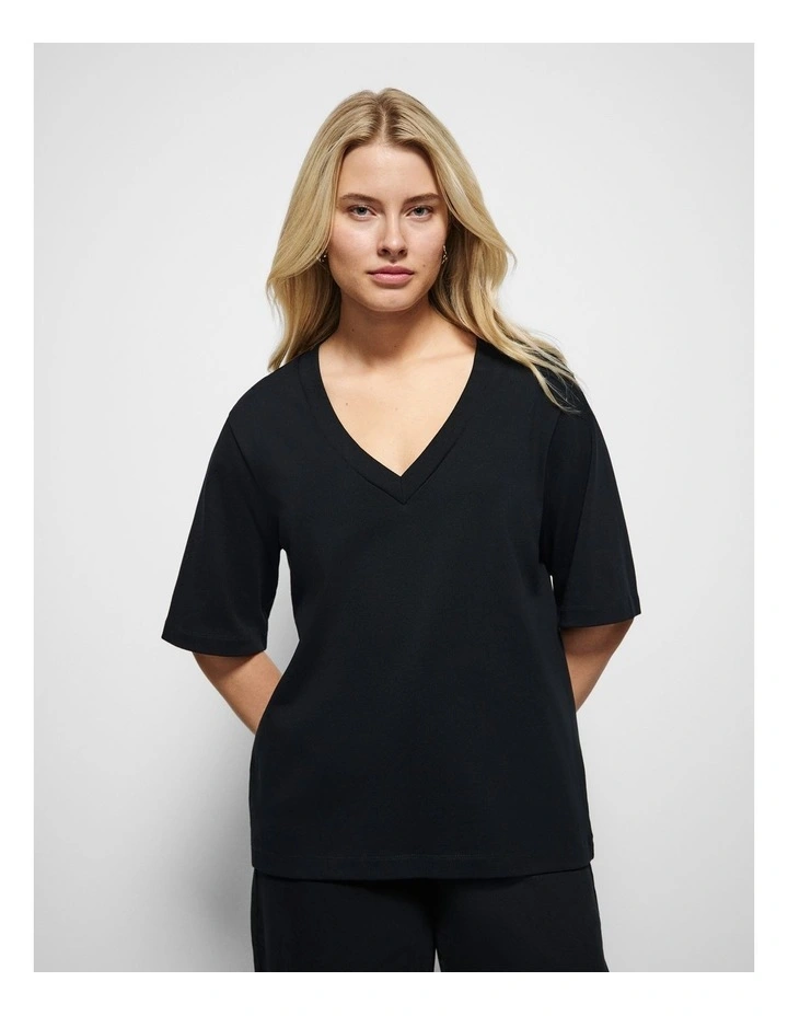 Cotton V Neck T-shirt in Black image 5