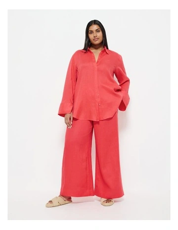 Flat Front Linen Pant in Hibiscus Red
