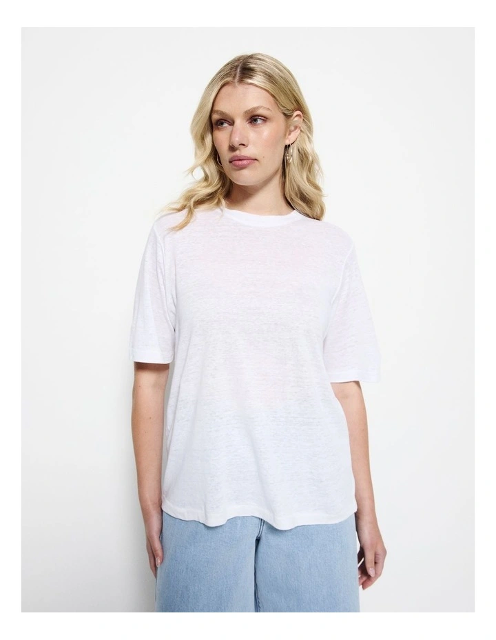 Short Sleeve Linen Tee in White image 5