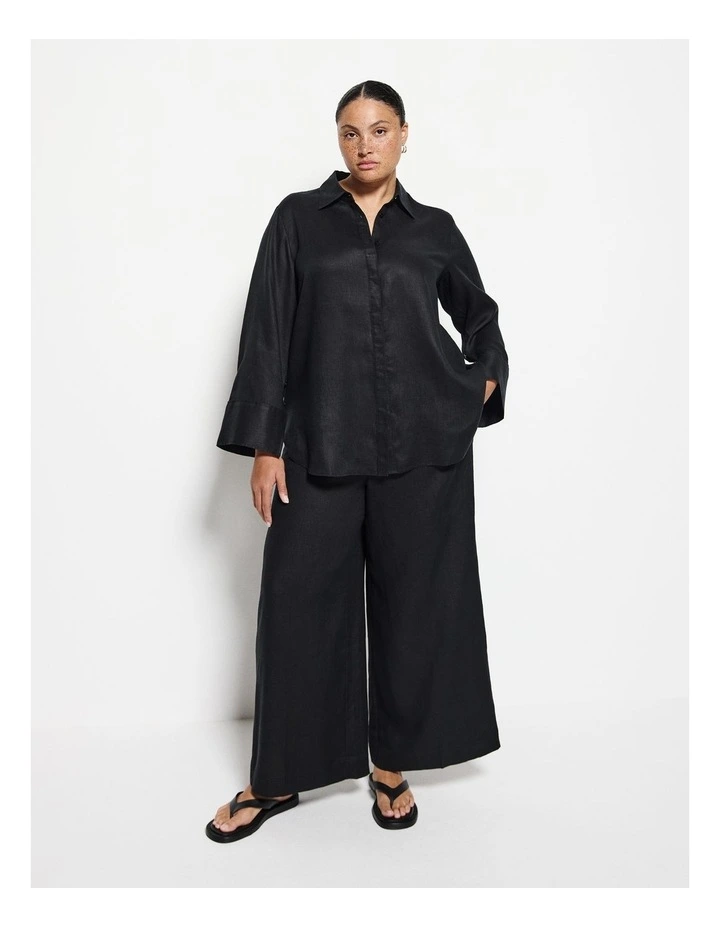Linen Shirt in Black image 4